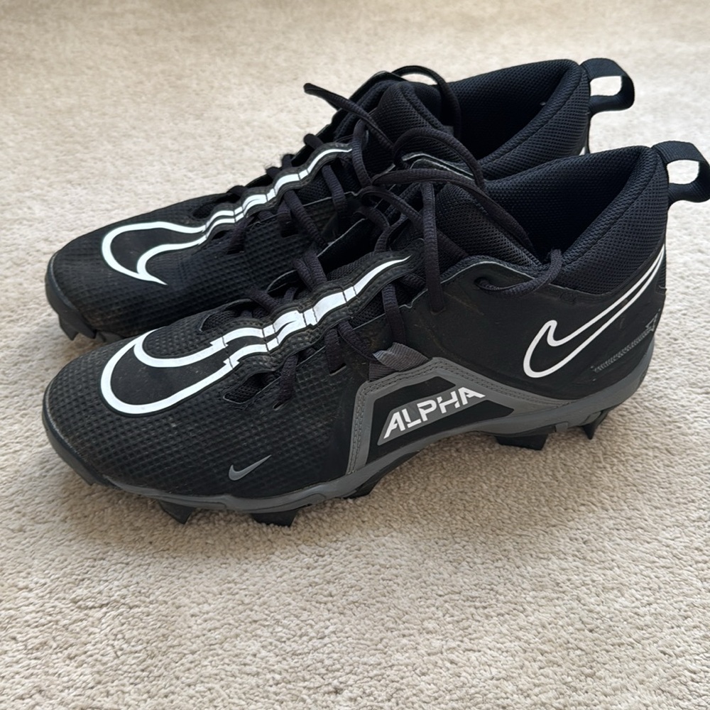 Mens Nike Alpha Menace Shark Football Cleats 10W